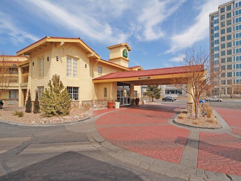 La Quinta Inn By Wyndham Denver Cherry Creek Bagian luar foto